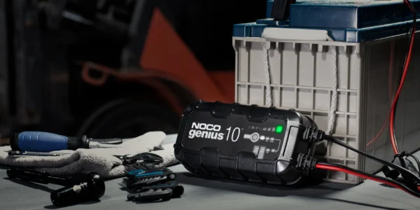 Genius 10-Amp Smart Battery Charger - Image 5