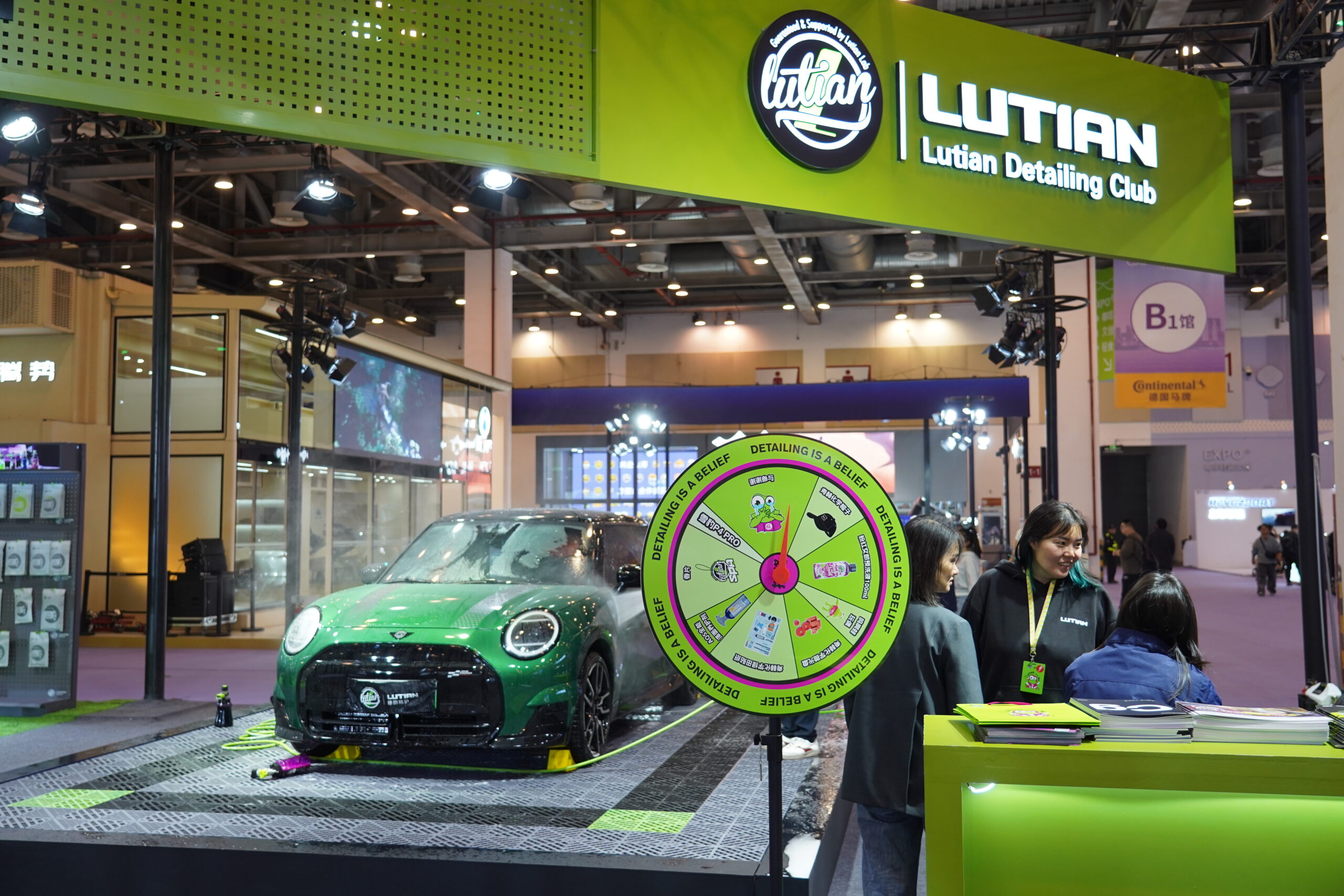 LUTIAN pressure washer GT Show live car wash demonstration